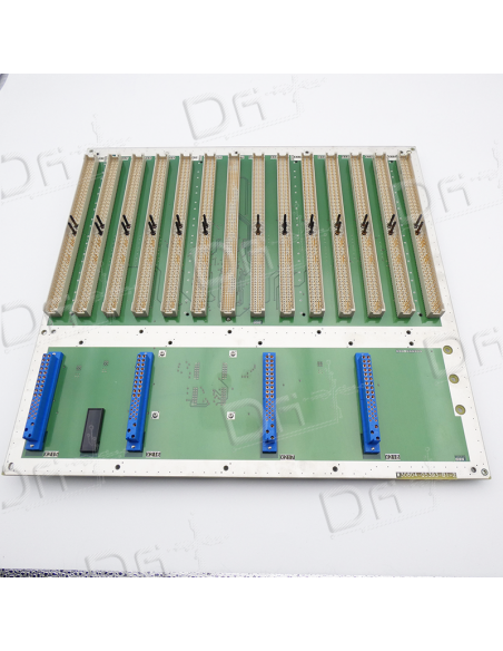 Fond de Panier HiPath 3700 - 3750 - S30804-Q5393-X000 - dfiplus Fond de Panier HiPath 3700 - 3750 - S30804-Q5393-X000 - dfiplus